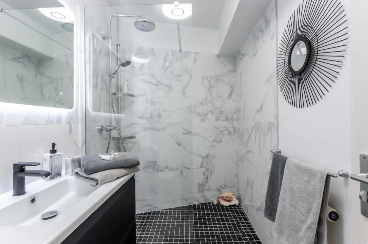 Beautiful Modern Fully Furnished Studio Levallois-Perret Exteriör bild