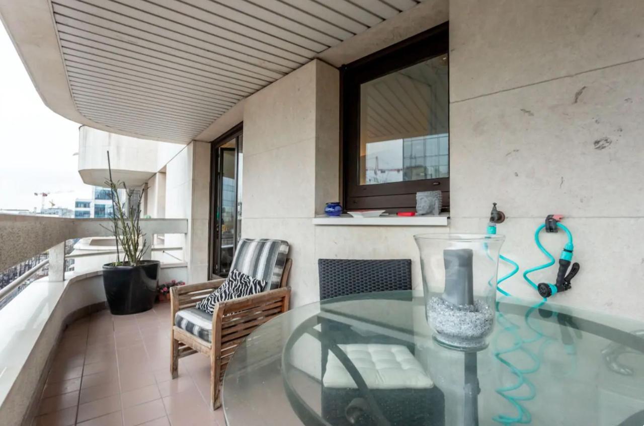 Beautiful Modern Fully Furnished Studio Levallois-Perret Exteriör bild